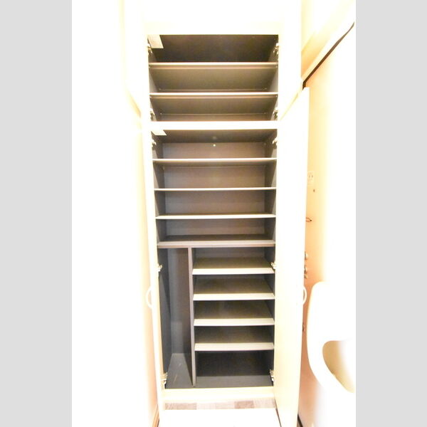 玄関 (シューズボックス)