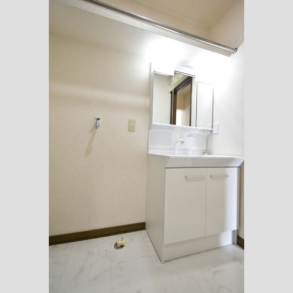 洗面所 (洗面所)
