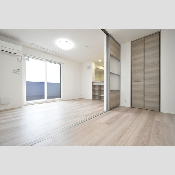 居室・リビング (洋室①)