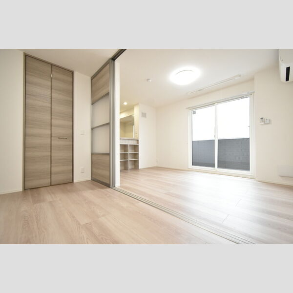 居室・リビング (洋室①)