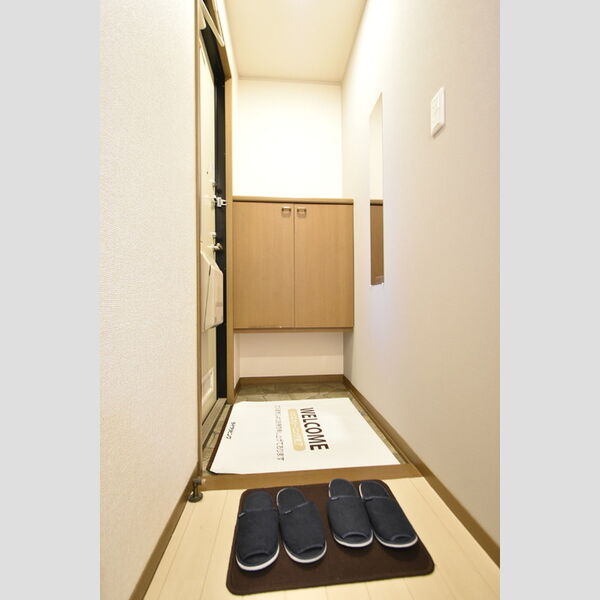玄関 (玄関)