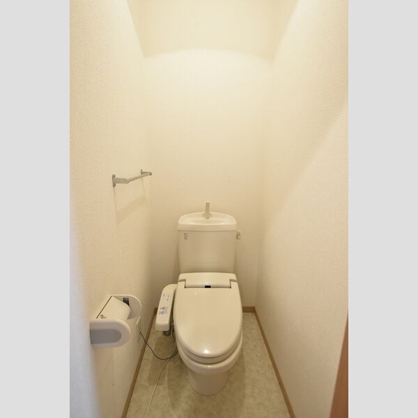 トイレ (トイレ)