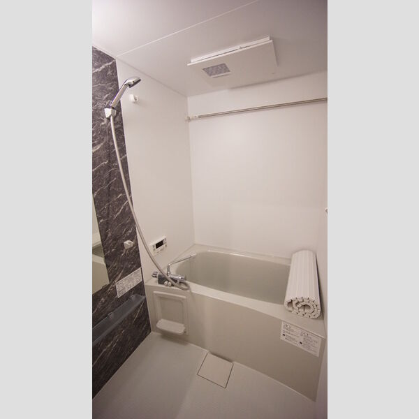 バス (浴室)