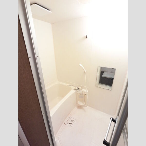 バス (浴室)