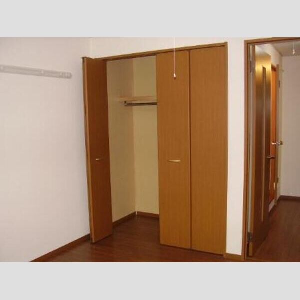 収納 (洋室収納)