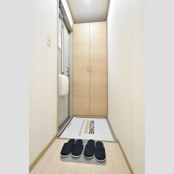 玄関 (玄関)
