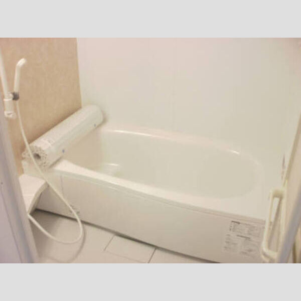 バス (追焚き付一坪風呂)