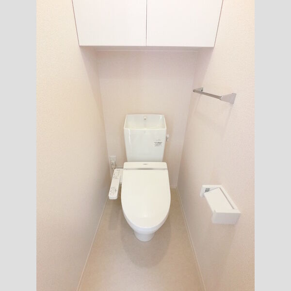 トイレ (トイレ(温水洗浄暖房便座つき))