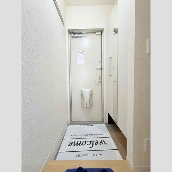 玄関 (玄関)