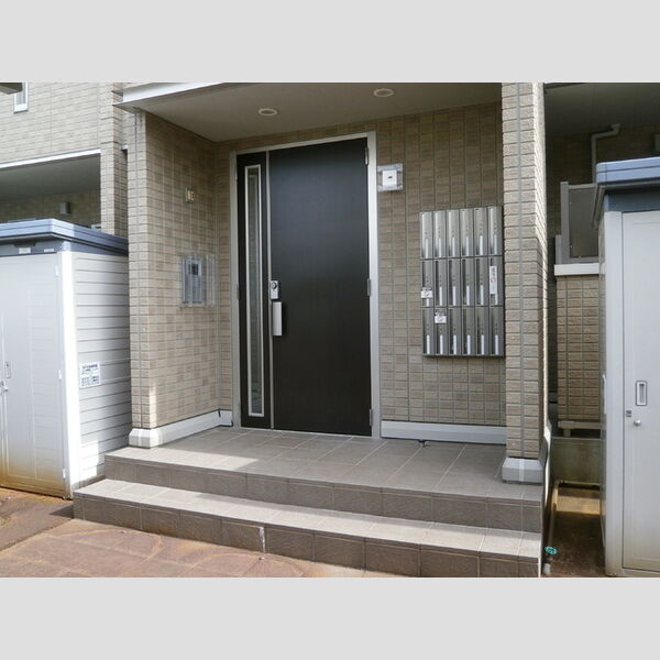 エントランス (エントランス)