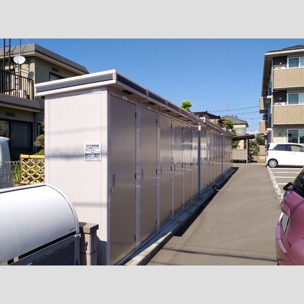 現地周辺 (物置)