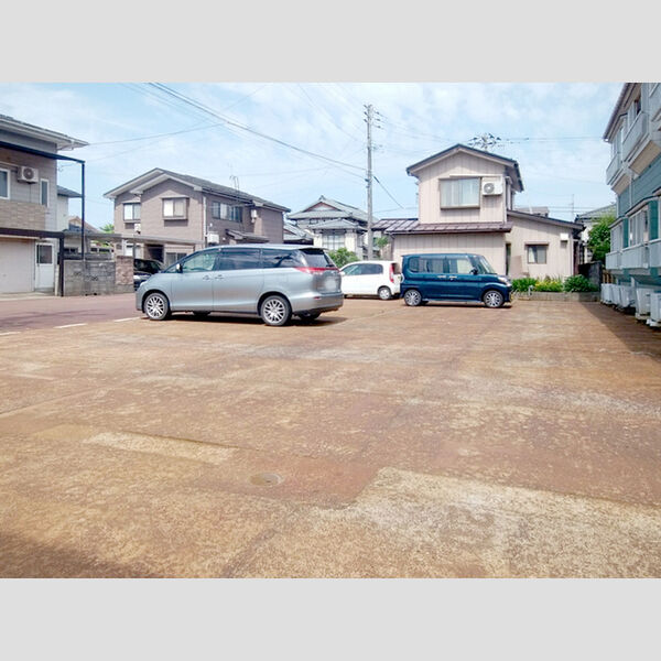 駐車場 (駐車場)