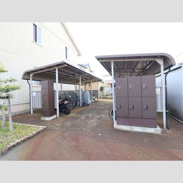 現地周辺 (宅配ボックス)