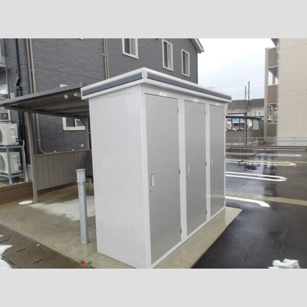 現地周辺 (物置)