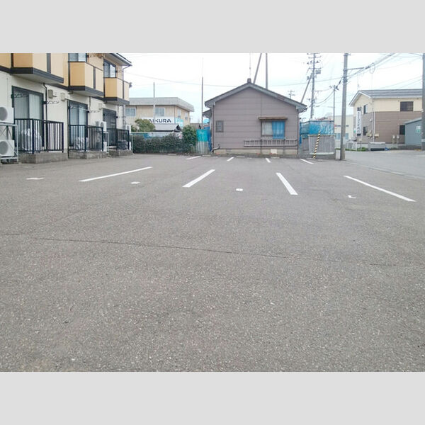 駐車場 (駐車場)