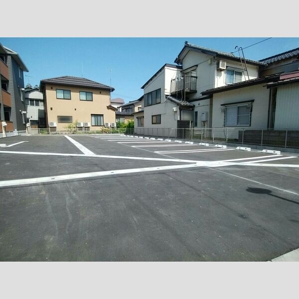 駐車場 (駐車場)