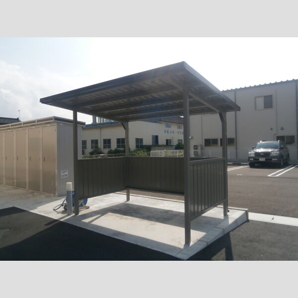 現地周辺 (駐輪場)