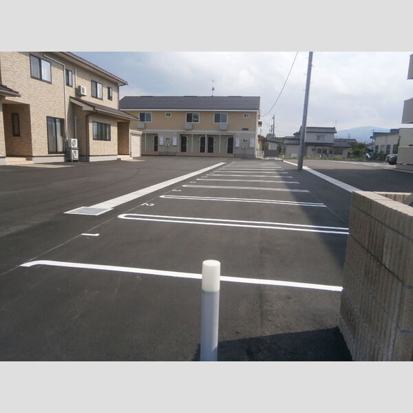 駐車場 (駐車場)