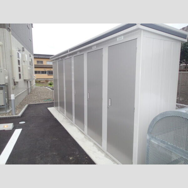 現地周辺 (物置)