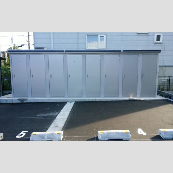 現地周辺 (物置)