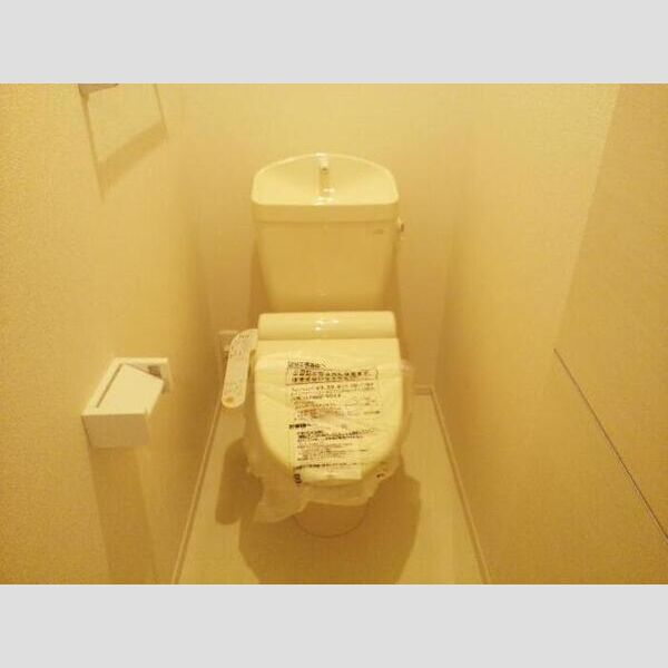 トイレ (温水洗浄暖房便座)