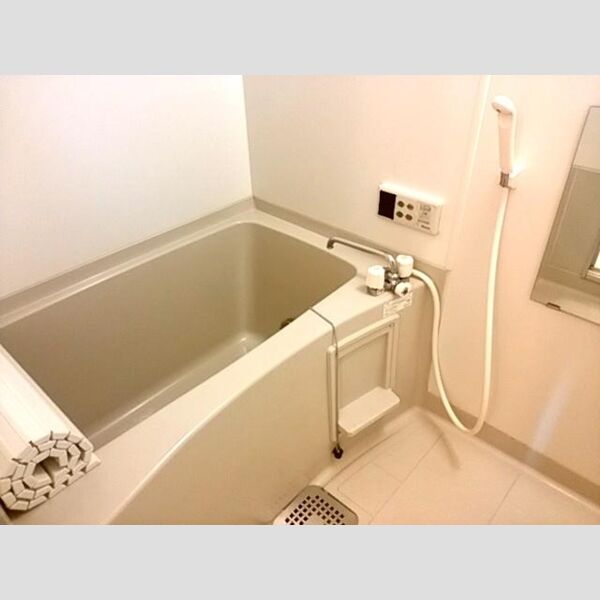 バス (ユニットバス)