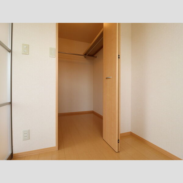 収納 (ウォークインクローゼット)