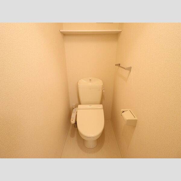 トイレ (温水洗浄暖房便座(2F))