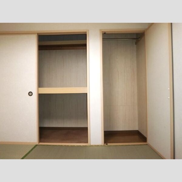 収納 (押入・クローゼット)