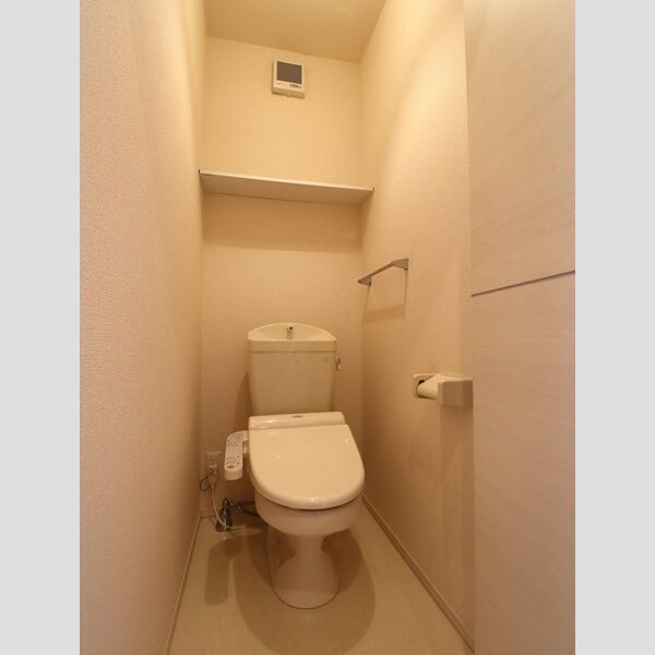 トイレ (温水洗浄暖房便座)