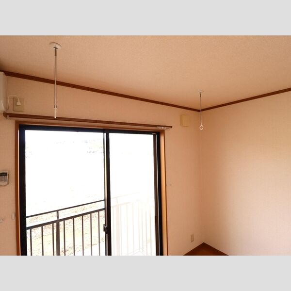 その他 (室内物干し用金具)