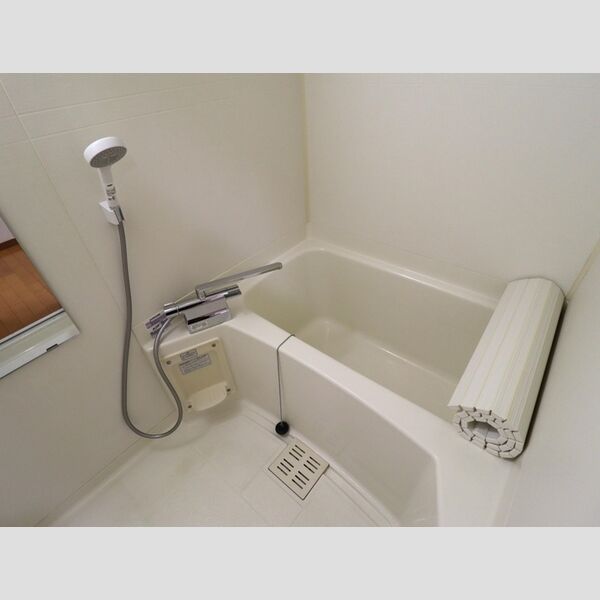 バス (ユニットバス)