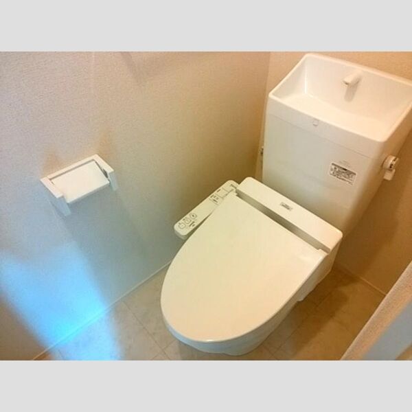 トイレ (温水洗浄暖房便座)