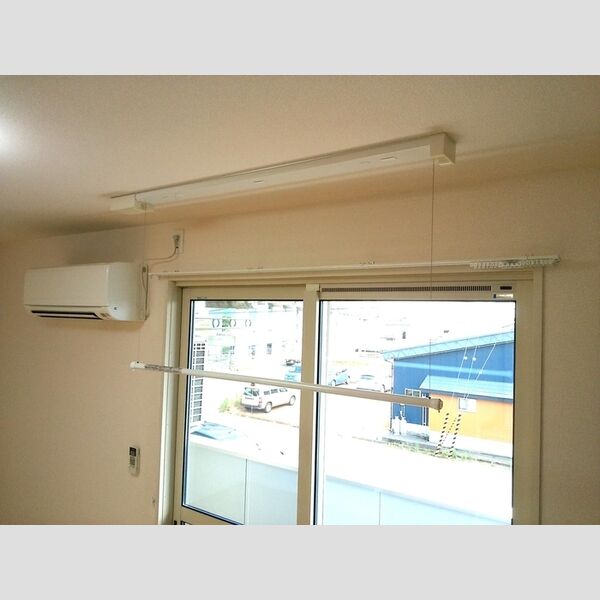 その他 (室内物干し)