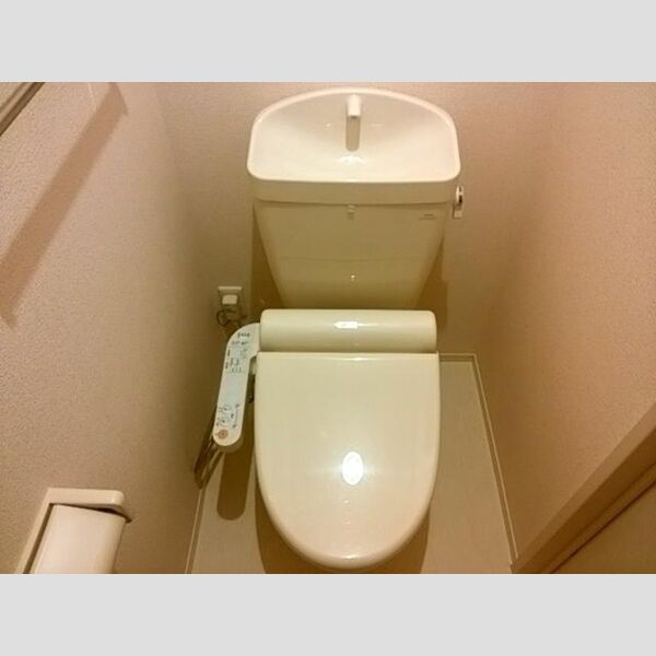 トイレ (温水洗浄暖房便座)