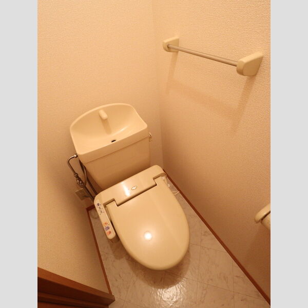 トイレ (温水洗浄暖房便座)