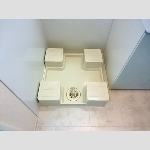 その他 (室内洗濯機置場)