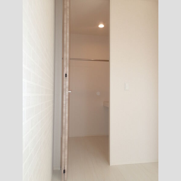 収納 (ウォークインクローゼット)