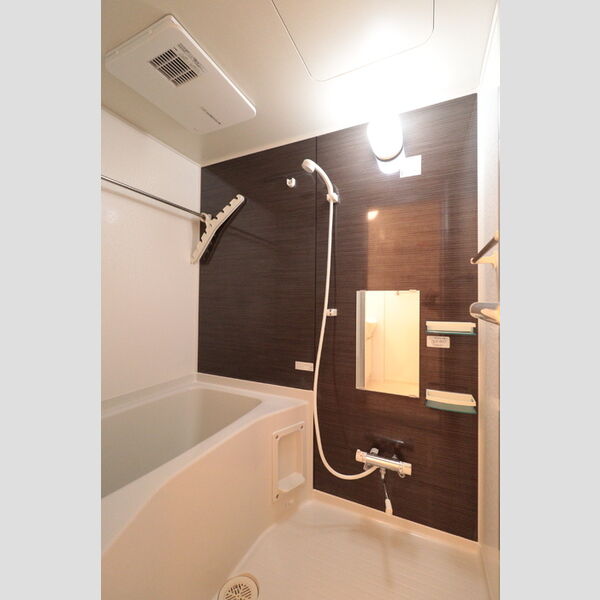 バス (ユニットバス)