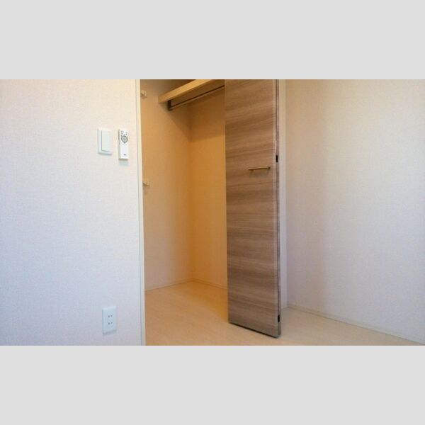 収納 (ウォークインクローゼット)