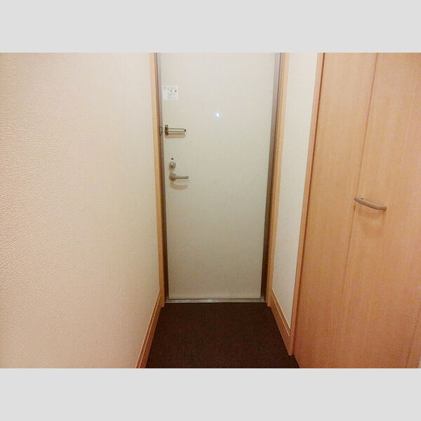 玄関 (玄関)