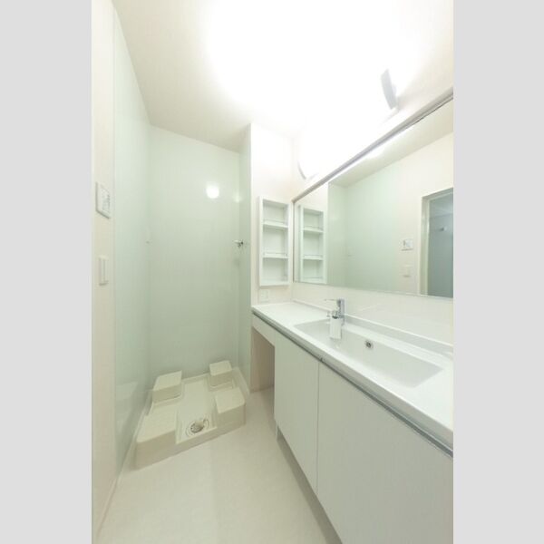 洗面所 (洗髪洗面化粧台)