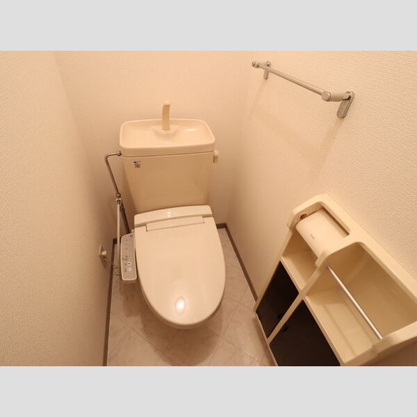 トイレ (温水洗浄暖房便座)