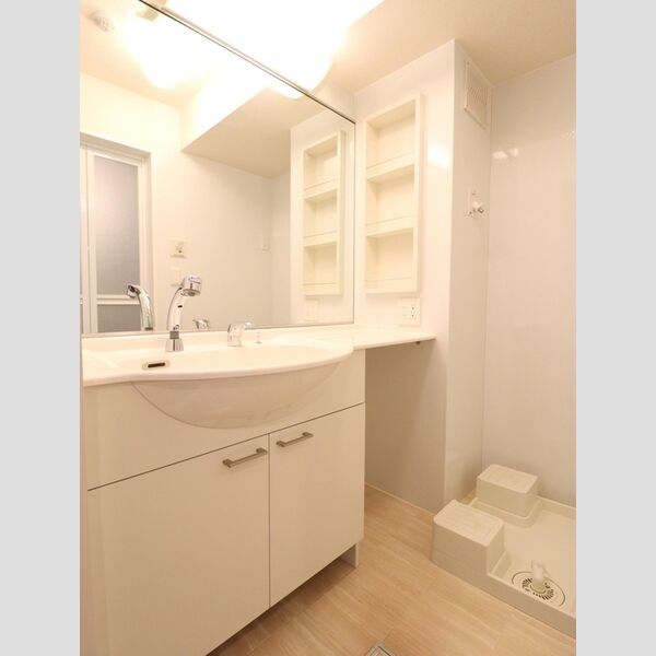 洗面所 (洗髪洗面化粧台)