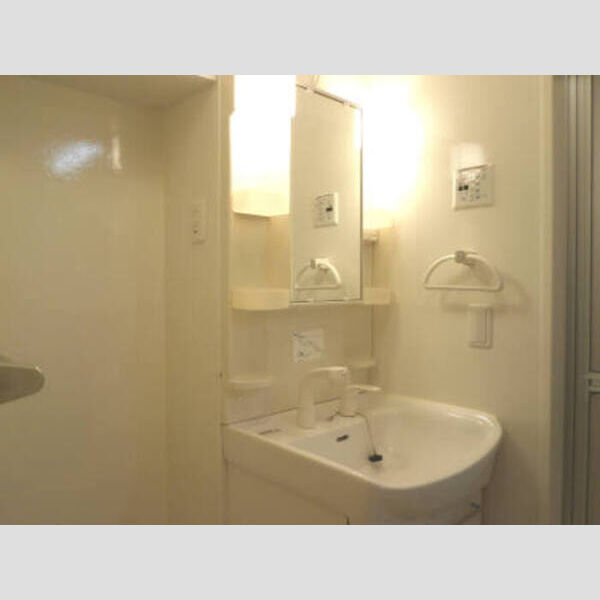 洗面所 (洗髪洗面化粧台)