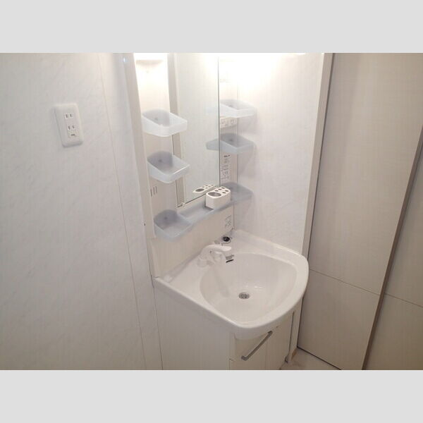 洗面所 (洗髪洗面化粧台)