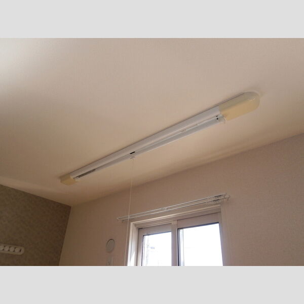 その他 (室内物干し)