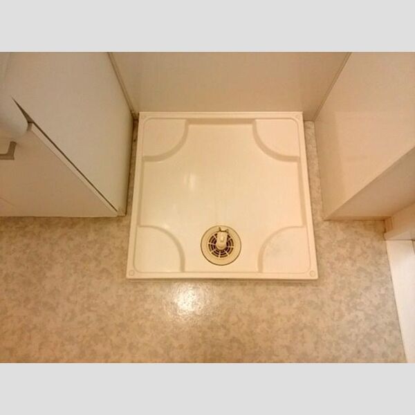 その他 (室内洗濯機置場)