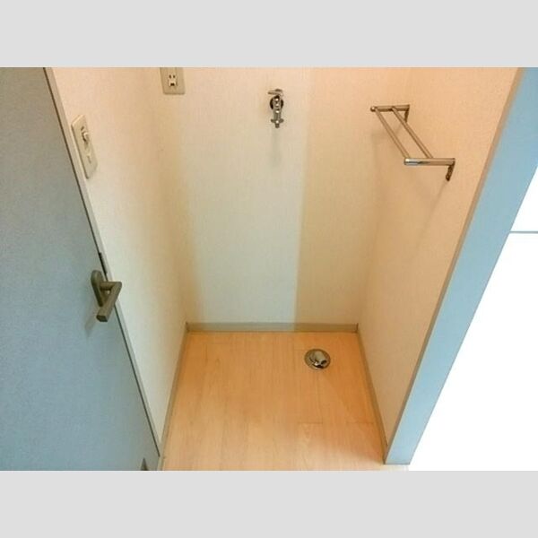 その他 (室内洗濯機置場)