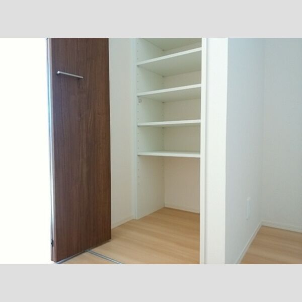 収納 (パントリー)